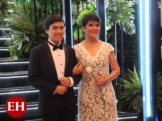 FOTOS: Prom de la Macris School, una radiante gala para festejar el éxito de los seniors