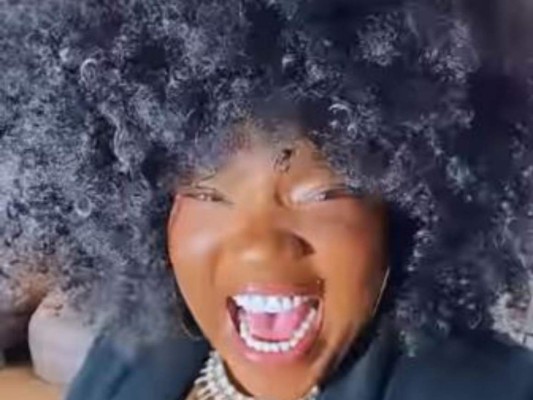 De la depresión a conquistar con su 'buenas, buenas': La increíble historia de 'Chiky Bombom'