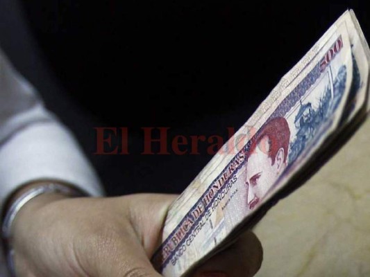 Hondureños pagaron 95,372 millones en impuestos en 2017