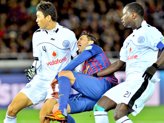 Villa será baja 'mucho tiempo' tras sufrir fractura de tibia