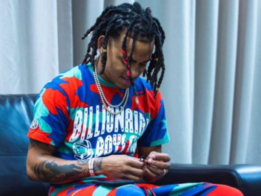 Ozuna pide perdón por golpear con un micrófono a supuesto hondureño