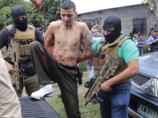FOTOS: Así fue la captura de los cuatro supuestos cabecillas de la pandilla 18 en Amarateca