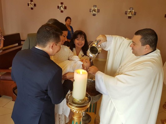 En íntima ceremonia Leonardo se incorpora a la familia de Cristo