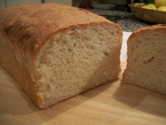 Este truco hará que tu pan viejo quede como recién salido del horno