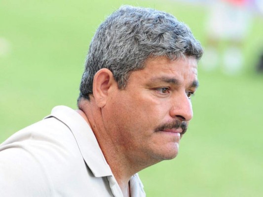 Muere Carlos Aguilera, experimentado periodista deportivo hondureño