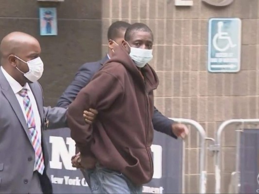 Arrestan a sospechoso de golpear a anciano asiático en Nueva York&nbsp;&nbsp;