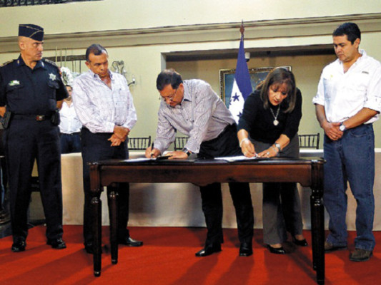 En vigencia ley que da luz verde a depuración policial en Honduras