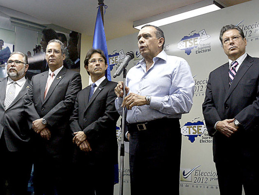 'Pepe' Lobo garantiza desembolsos para elecciones internas en el TSE