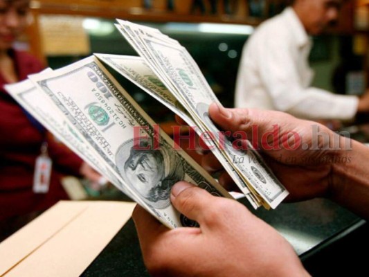 La banca multilateral analiza moratoria de la deuda externa