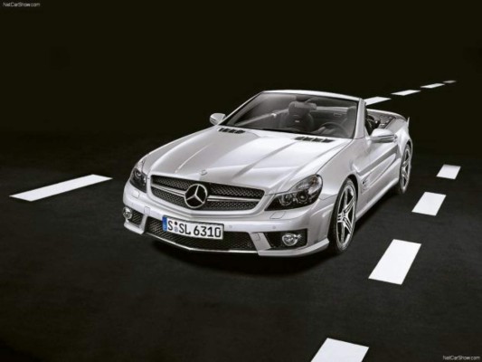 Los 43 autos de lujo de 'El Chapo”