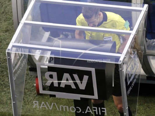 México incluirá el videoarbitraje (VAR) en todos los partidos de la jornada 13 este fin de semana