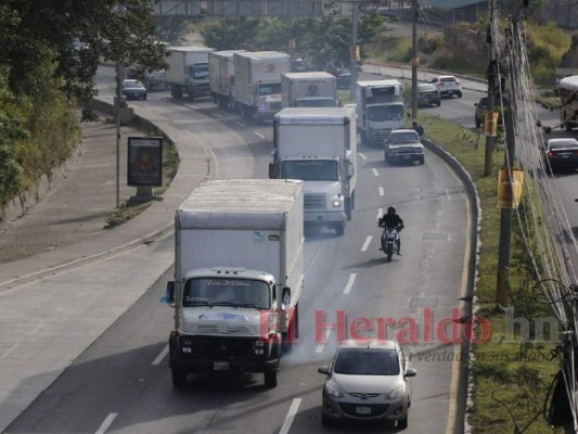 Sin retraso salen camiones con maletas electorales para segunda ruta (FOTOS)