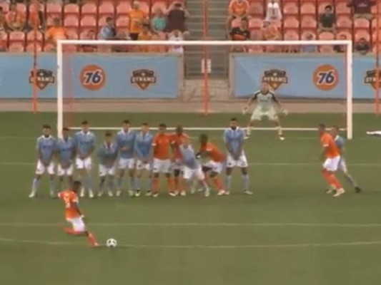 VÍDEO: Romell Quioto anota dos golazos con el Houston Dynamo