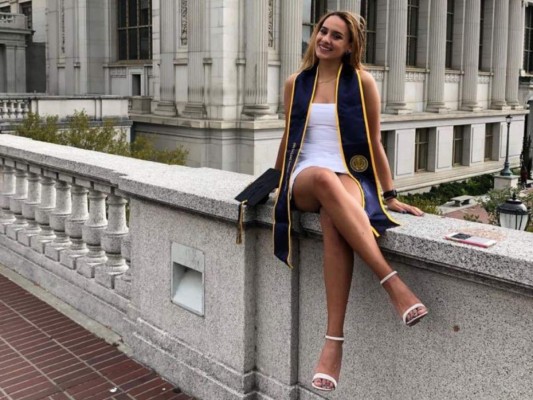 Graduada con honores en dos carreras y amante de los animales, así es Natanya, la hija de David Faitelson (Fotos)