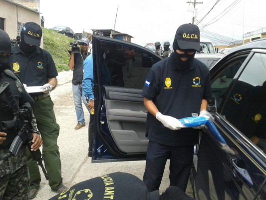 Cae supuesta banda criminal y les incautan droga en la Cerro Grande