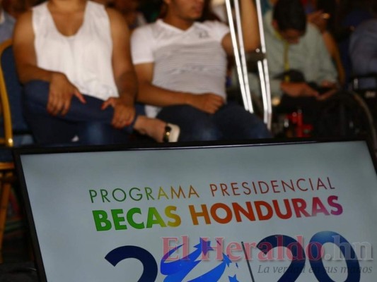 Más de L 800 millones han salido del Pani para Programa Becas 20/20