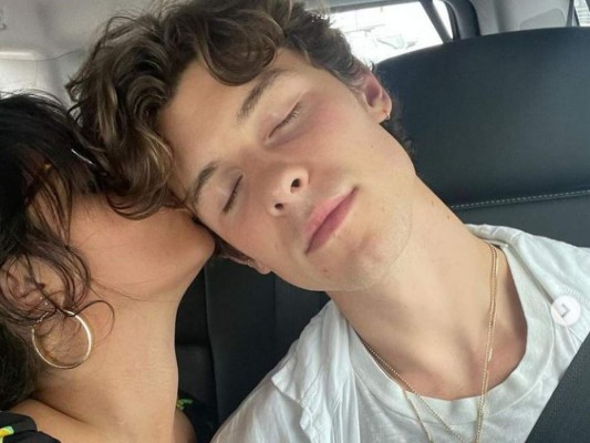 ¿Se comprometió con Shawn Mendes? Camila Cabello luce anillo de compromiso