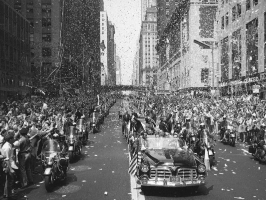 Las históricas imágenes que dejó la llegada del hombre a la Luna en 1965