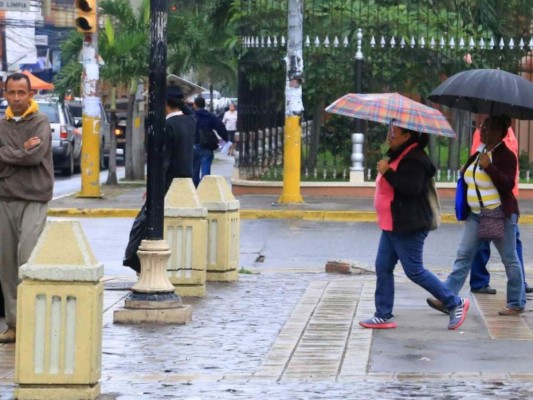 Pronostican lluvias y chubascos en la mayor parte del territorio nacional