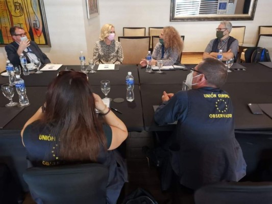 Jefa de la MOE-UE pide elecciones pacíficas y responsabilidad al CNE