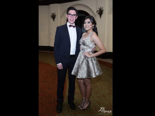 Elegante Cita Estudiantil cena de los seniors de la Elvel School