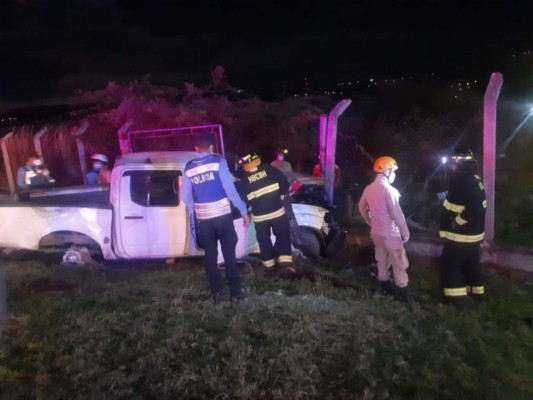 Dos muertos y cuatro heridos deja accidente en la carretera CA-5