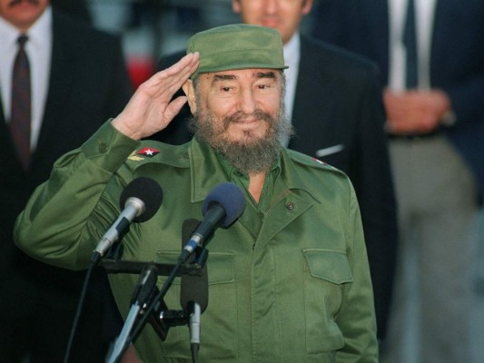 El día que Fidel Castro sufrió una terrible caída durante discurso