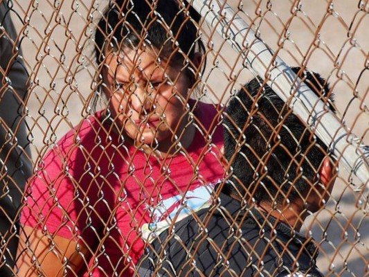 Inmigrantes se encierran en sus casas tras masivas redadas en Misisipi&nbsp;