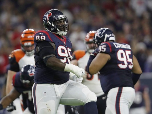 Texans se hacen con el AFC South tras ganar 12-10 a Bengals