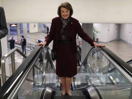 ¿Cuáles fueron los 12 senadores republicanos que votaron contra la emergencia nacional de Trump?