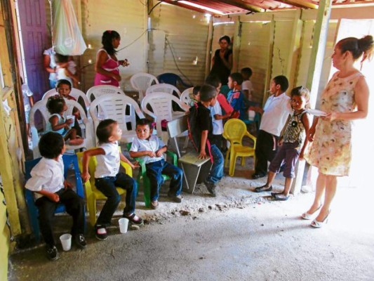Crean alternativa para niños sin acceso al sistema educativo