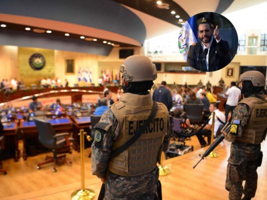 Con el Congreso militarizado, Bukele da una semana para aprobar préstamo
