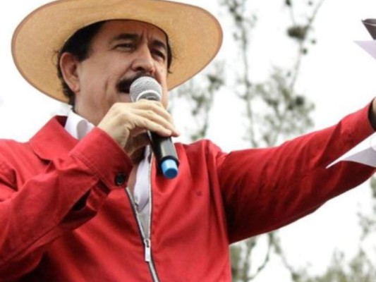 'Mel' Zelaya está en Venezuela y probará vacuna rusa, dice Maduro