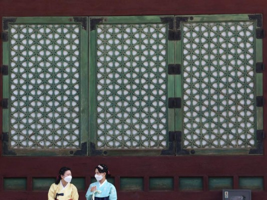 Con más de 100 casos nuevos de covid-19, Corea del Sur pide a la gente que se quede en casa