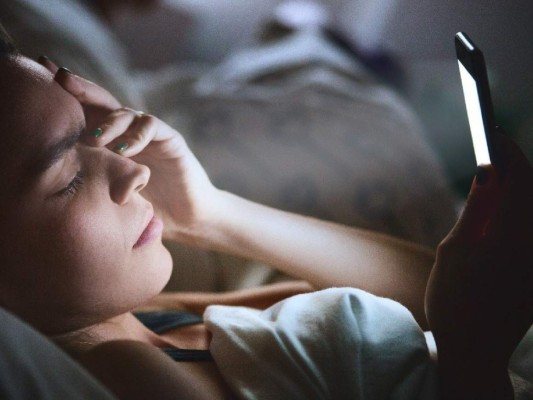 ¿Qué hacer si tu pareja siempre te deja 'en visto'?