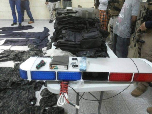 Armas, vehículos, relojes y mansiones: los lujos de cabecillas de maras y pandillas