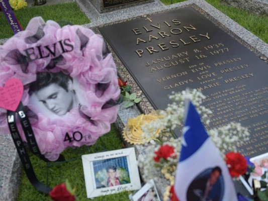 Hace 40 años moría Elvis Presley, la primera estrella de rock