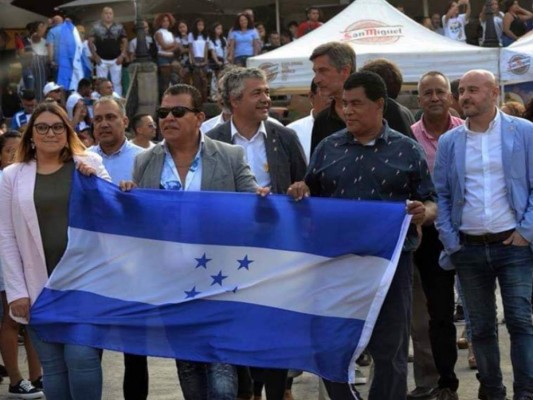 Compatriotas en Cataluña celebran 'Día Nacional de Honduras' &nbsp;