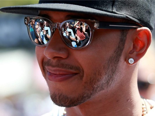 Lewis Hamilton en ocho fotografías de asombro