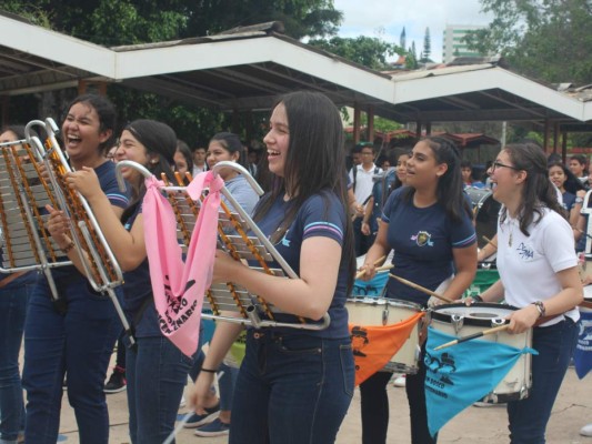 Alegría y devoción para conmemorar los 202 años del natalicio de Don Bosco