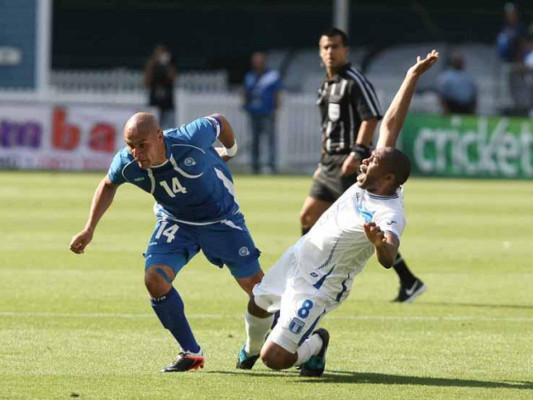 Honduras golea 3-0 a El Salvador previo al debut ante Panamá