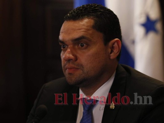 Tomás Zambrano sobre borrador: Se puede establecer una prohibición para comercializarla&nbsp;&nbsp;