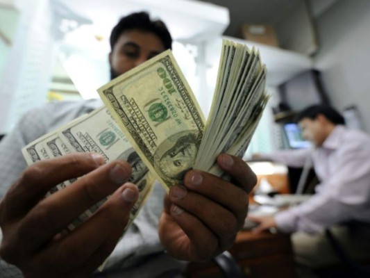 Guatemala alcanza cifra récord de remesas familiares pese a pandemia