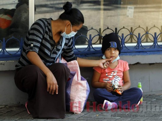 Entre sonrisas, trabajo y miradas de incertidumbre, niñez hondureña celebra su día