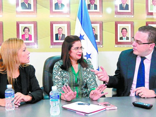 Inician repartición de puestos en interior del Consejo Nacional Electoral