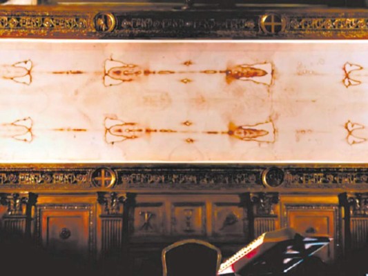 Tegucigalpa recibe la réplica exacta de la Sábana Santa de Turín