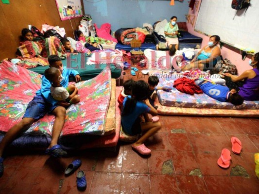 ¡Este es el momento de compartir! ¡Regale un juguete en Navidad!