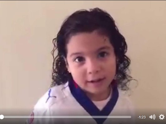 Familia de Costly prepara emotivo video para el delantero