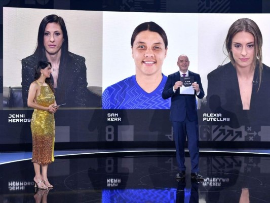 Alexia Putellas hace doblete y gana también premio The Best a mejor futbolista de 2021  