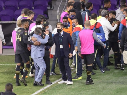 Pelea con un hondureño y golpes en la cancha: escándalos de Miguel Herrera